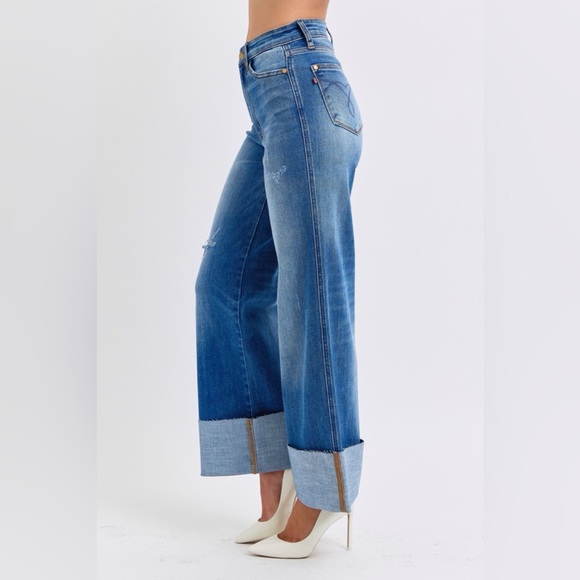 NEW❄️Judy Blue Full Size Distressed High Waist Wide Leg Jeans - Picture 4 of 10